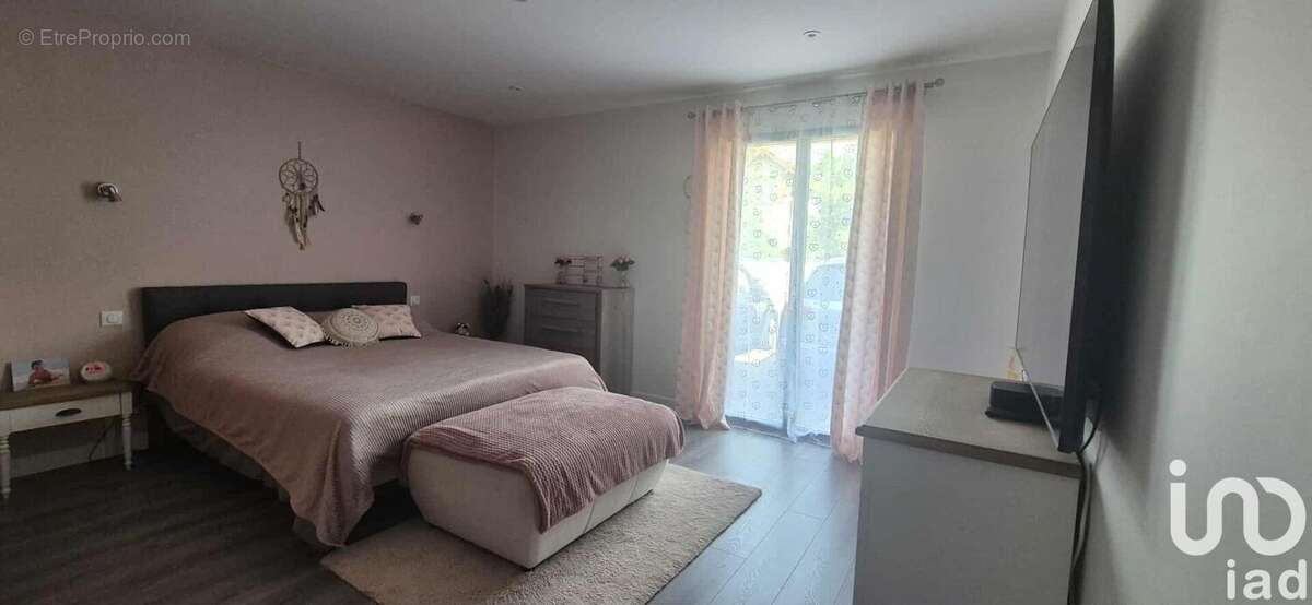 Photo 9 - Maison à COURTOIS-SUR-YONNE