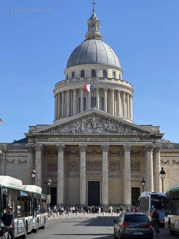 Appartement à PARIS-5E