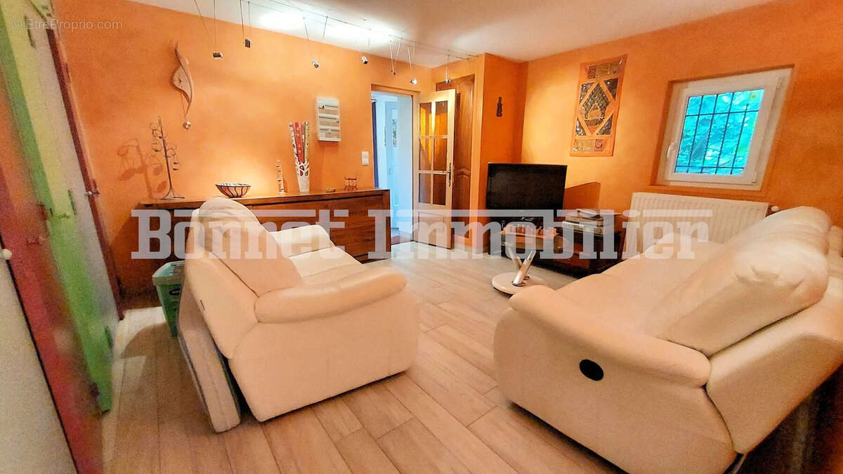 Maison à SAINTE-JALLE