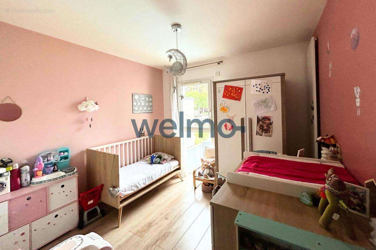 Maison à CHARBONNIERES-LES-BAINS