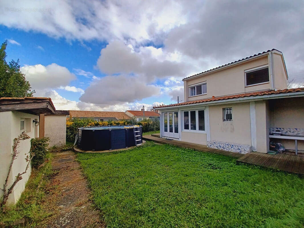 Maison à CARBON-BLANC