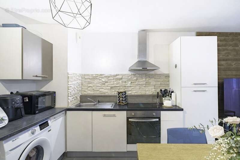 À vendre appartement t3 de 57m² à marseille 4eme arrondissement - photo 3