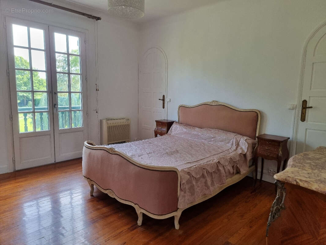 Maison à SAINT-PALAIS