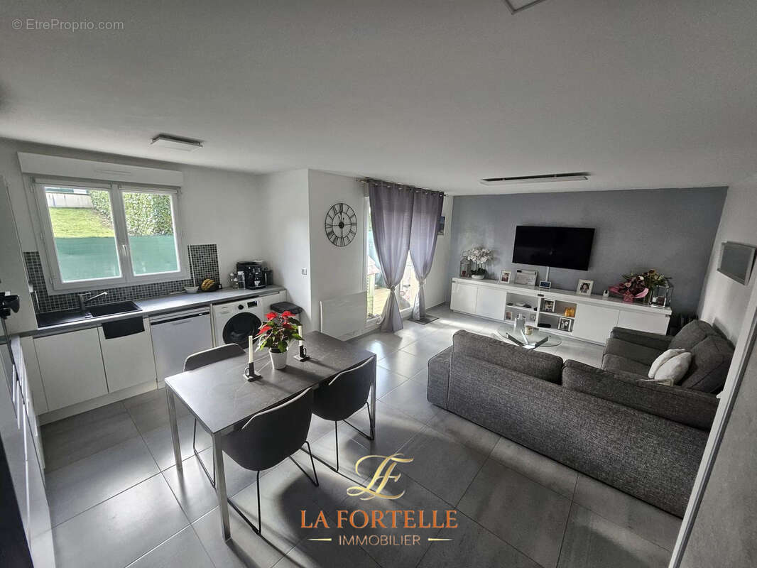 Appartement à BONNIERES-SUR-SEINE