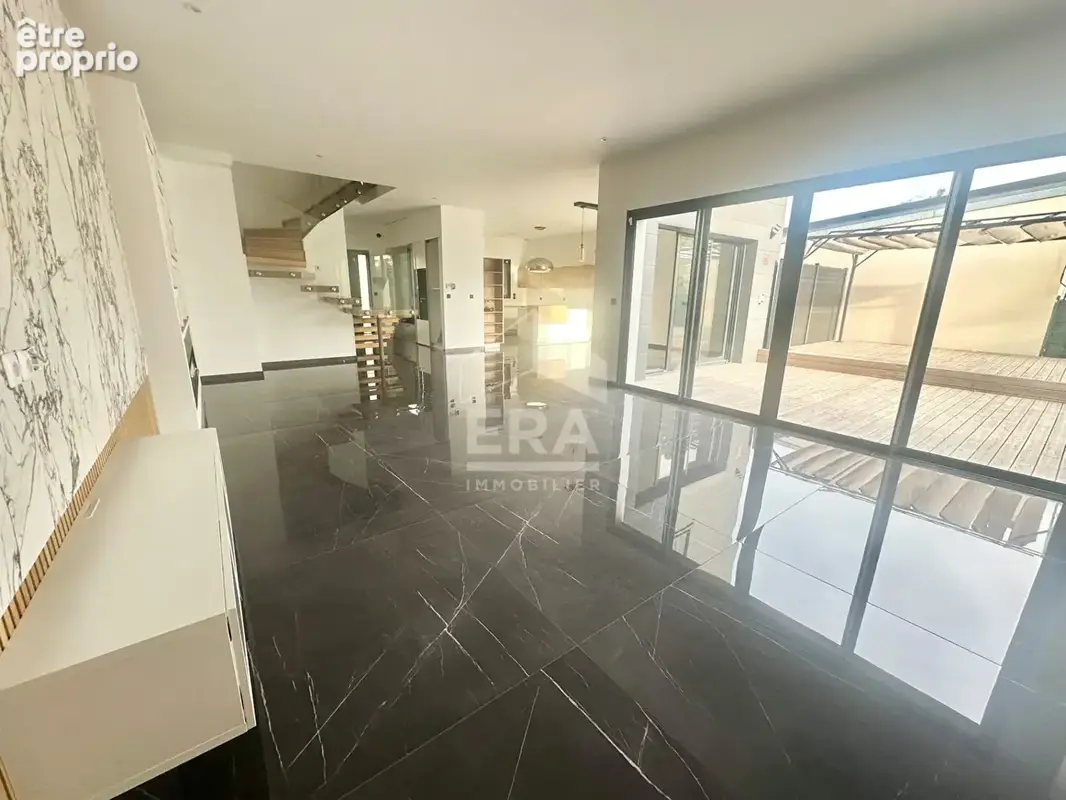 Maison 212m² à créteil - photo 10