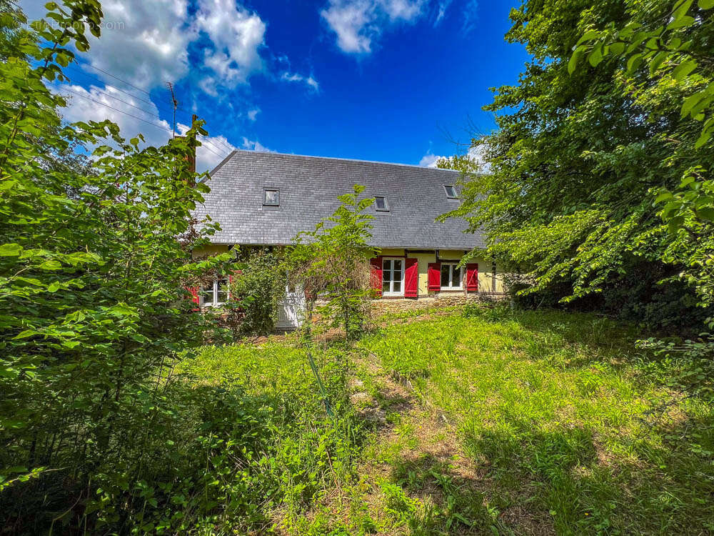Maison à SAINT-EVROULT-DE-MONTFORT