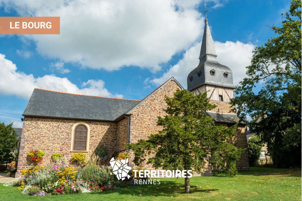 Terrain à LA CHAPELLE-THOUARAULT
