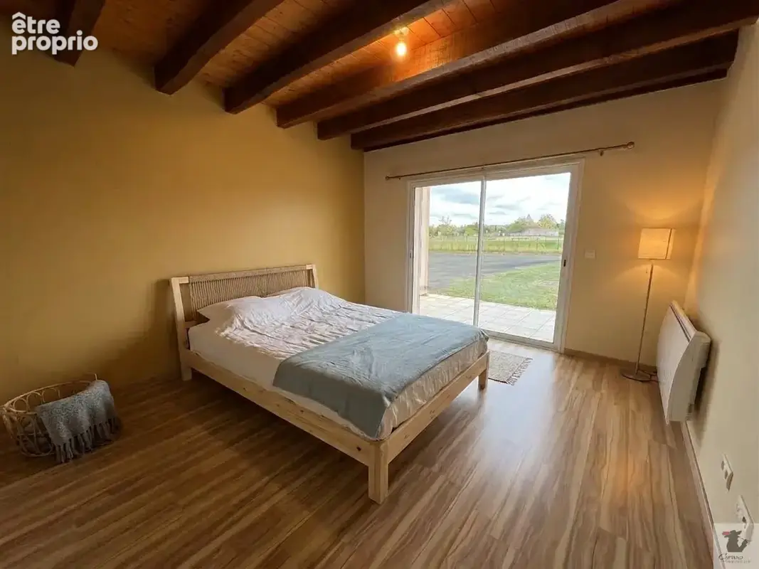 Maison de plain-pied avec 3 chambres, double garage et annexe de 88 m2 sur 4 300 m2 ! - photo 5