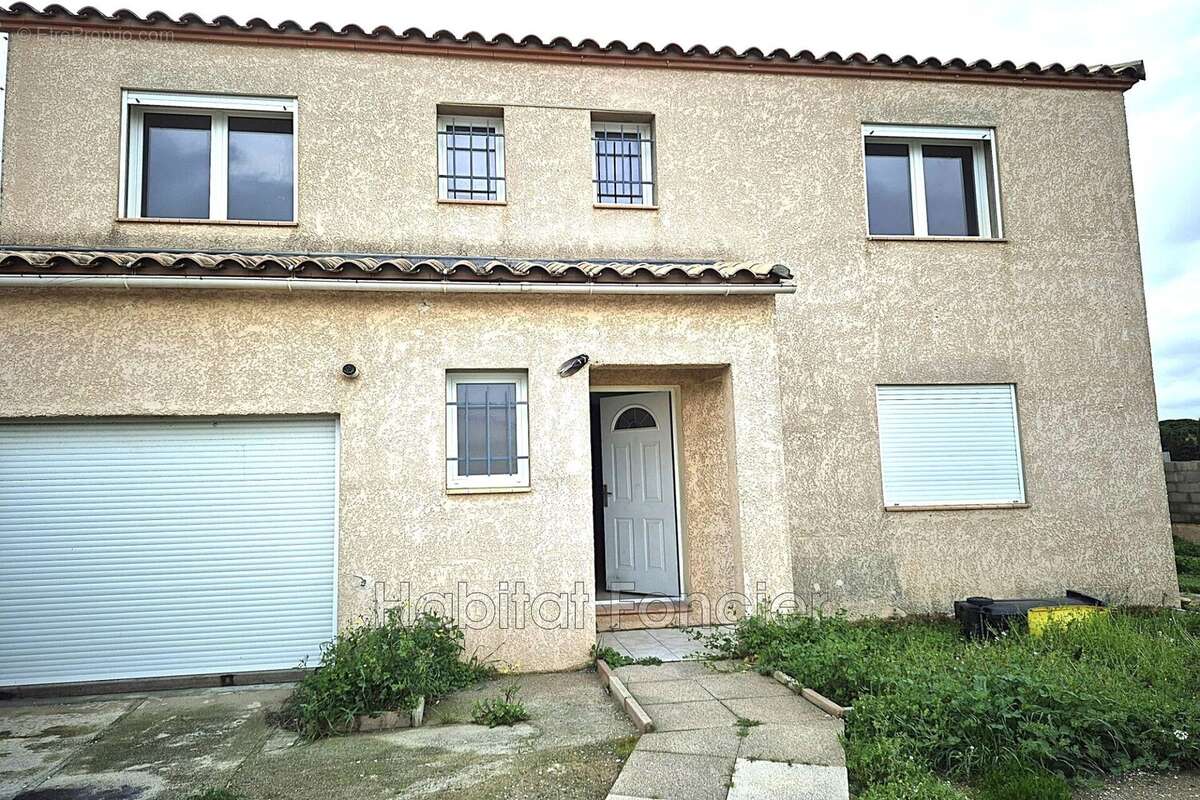 Maison à PIA