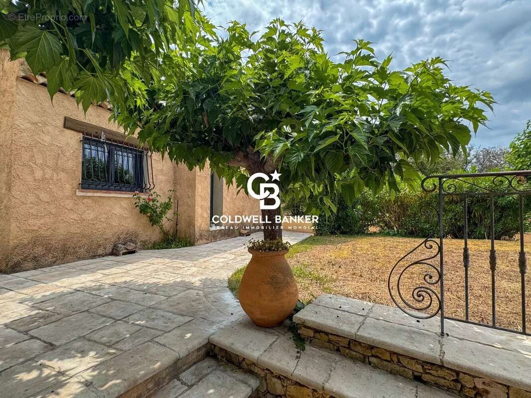 Maison à PIERREFEU-DU-VAR