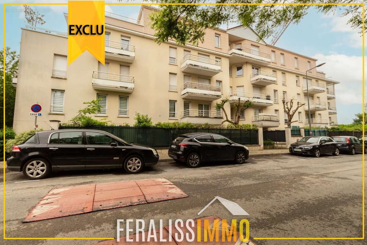 Appartement à COURDIMANCHE