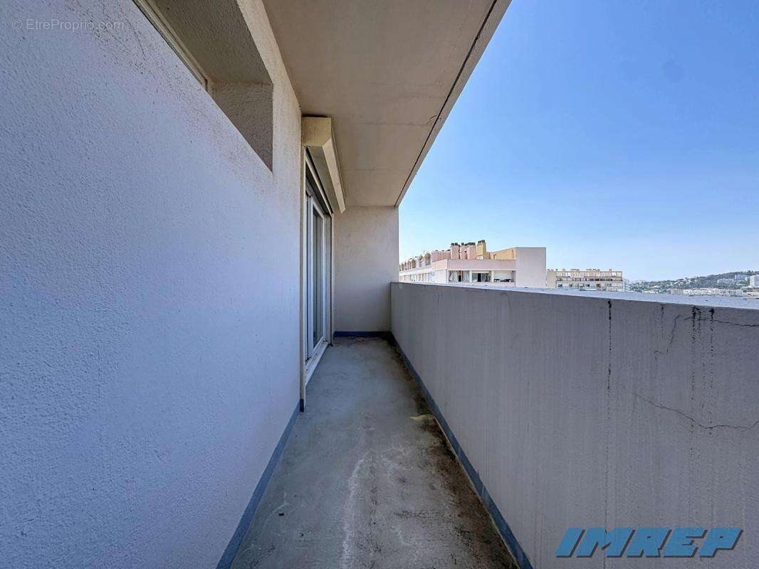 Appartement à MARSEILLE-9E