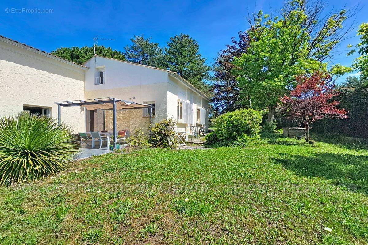 Maison à BOUC-BEL-AIR
