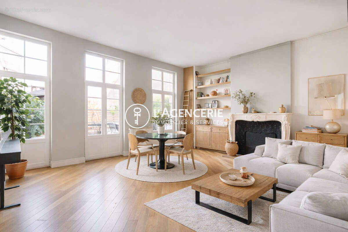 Appartement à BORDEAUX
