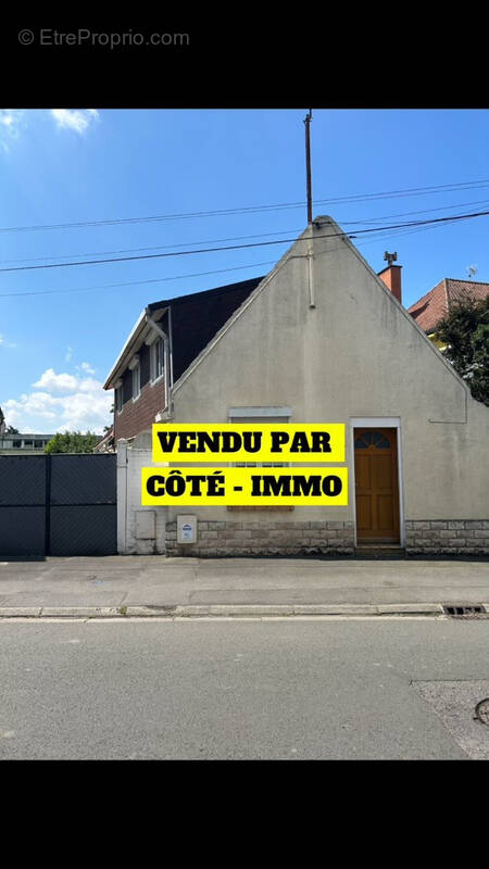 Maison à AUBY