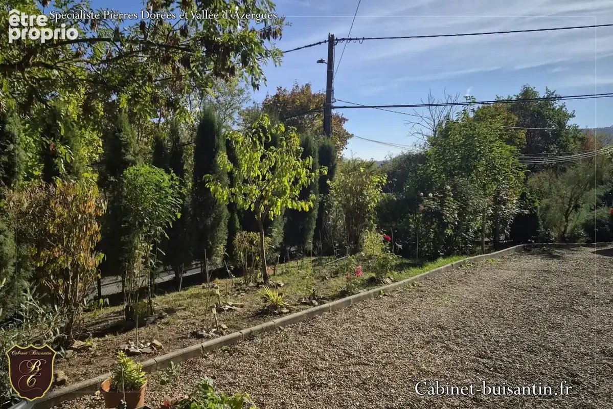 Maison avec terrasse et jardin arboré - photo 23