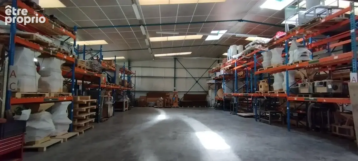 Commerce 830 m² à vendre à Saint-Donat-Sur-L'herbasse (26260) - photo 3