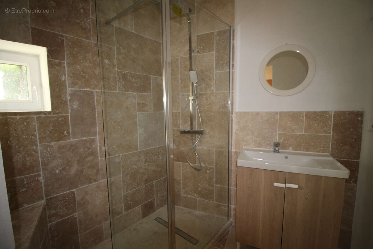 Maison à VAISON-LA-ROMAINE