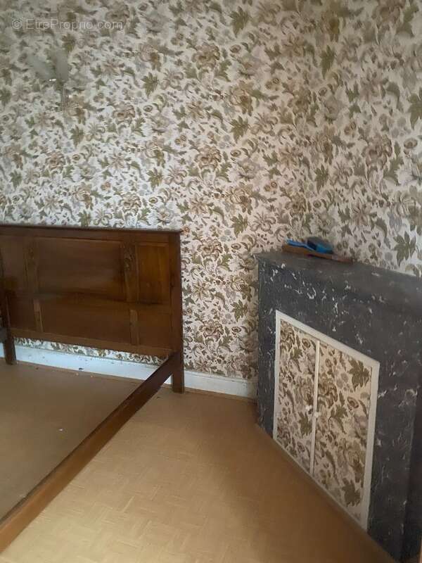 Maison à MUR-DE-BARREZ