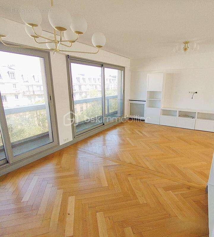 Appartement à PARIS-12E