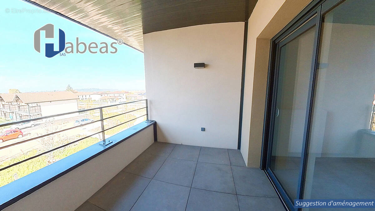 Appartement à SAINT-PIERRE-DE-CHANDIEU