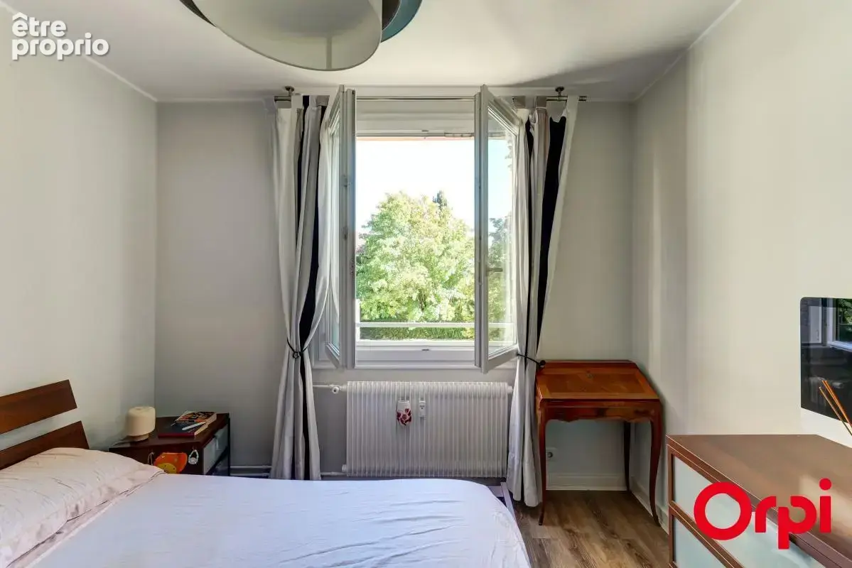 Appartement À Vendre T5 avec cave et place de stationnement - photo 12
