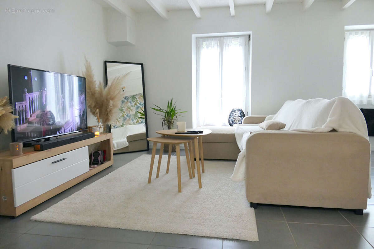 Appartement à SAINTE-LUCE-SUR-LOIRE