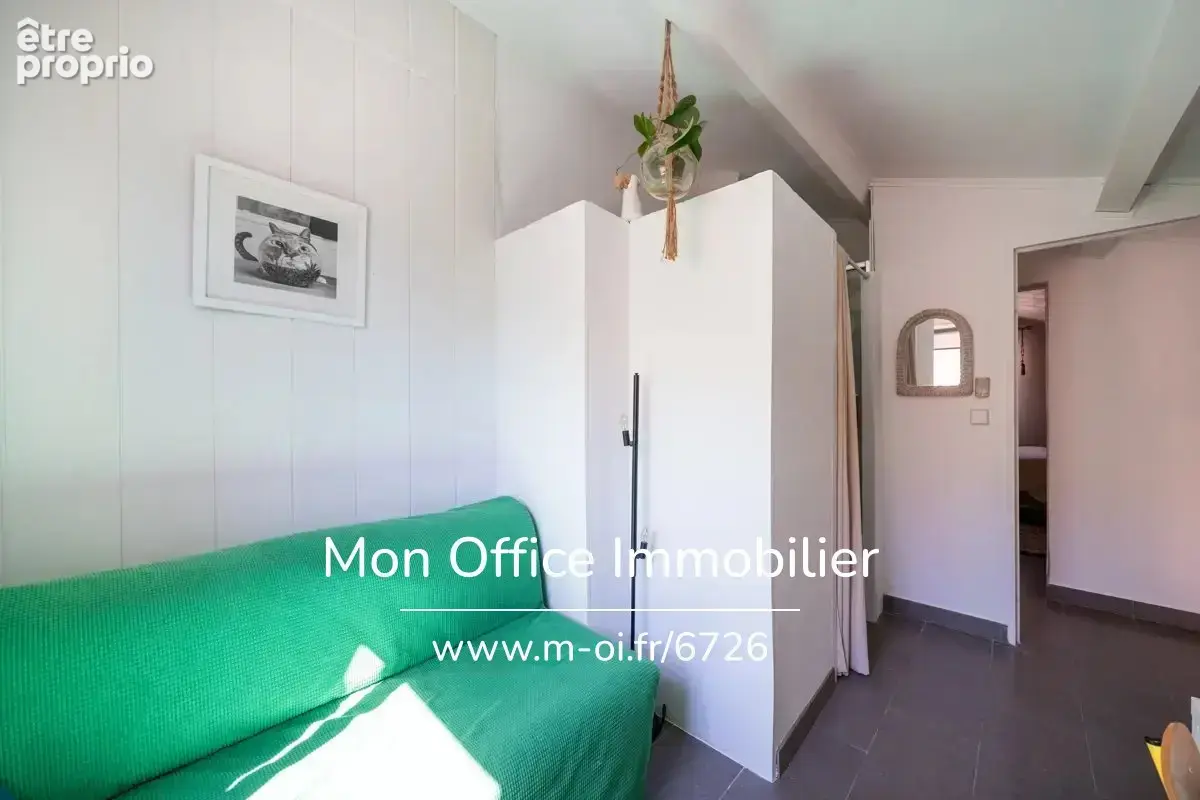 Référence : 6726-GBE - Maison 5 pièces avec jardinet, terrasse et stationnement - photo 12