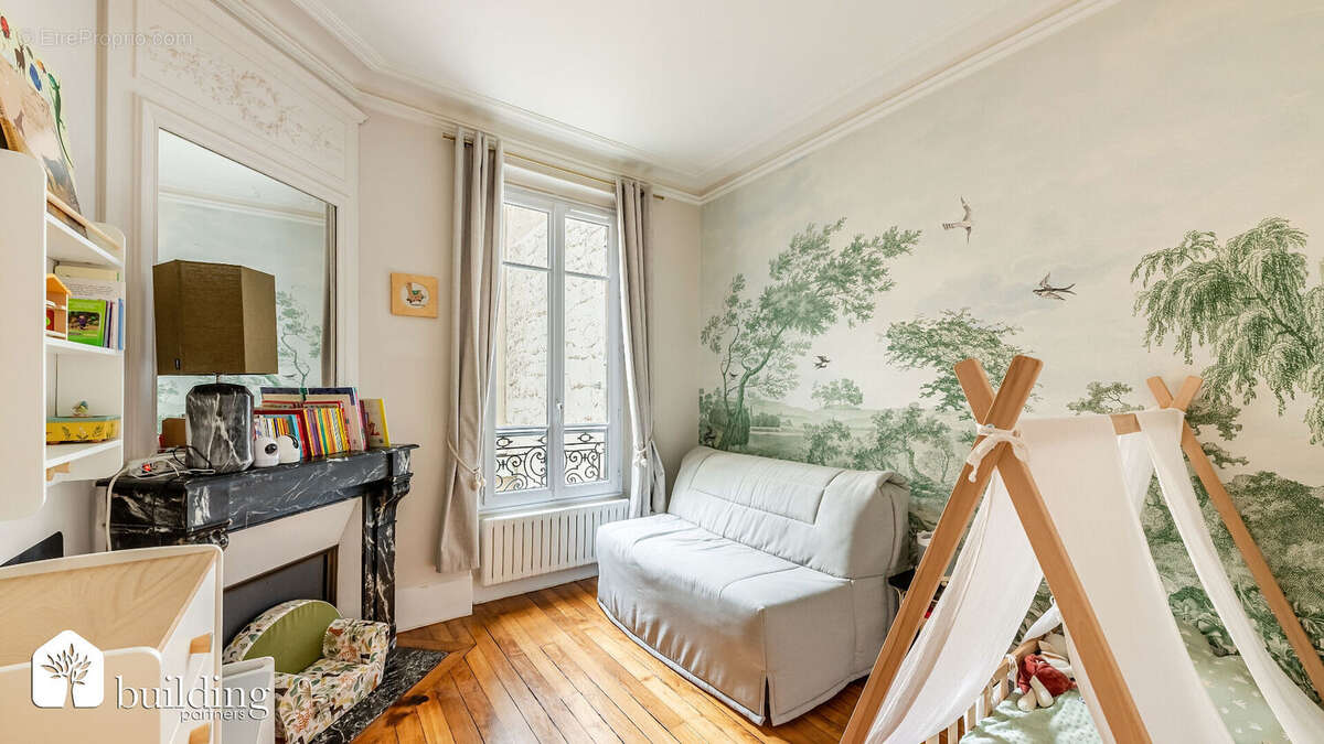 Appartement à LEVALLOIS-PERRET
