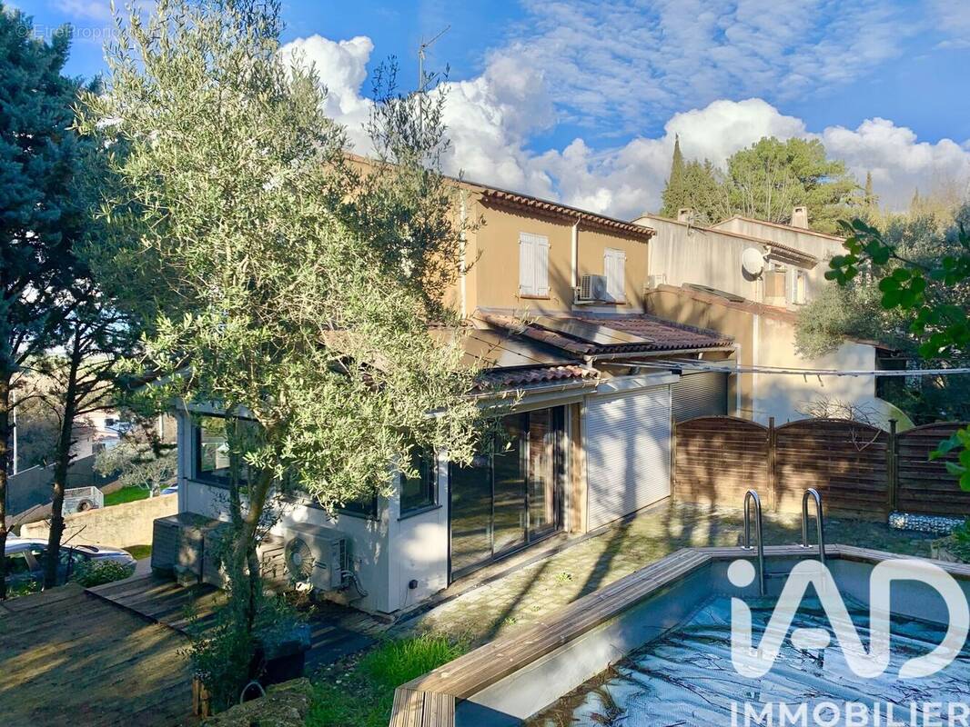 Photo 1 - Maison à VENELLES