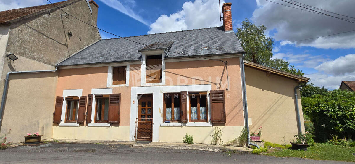 Ensemble immobilier avec dépendances - photo 2