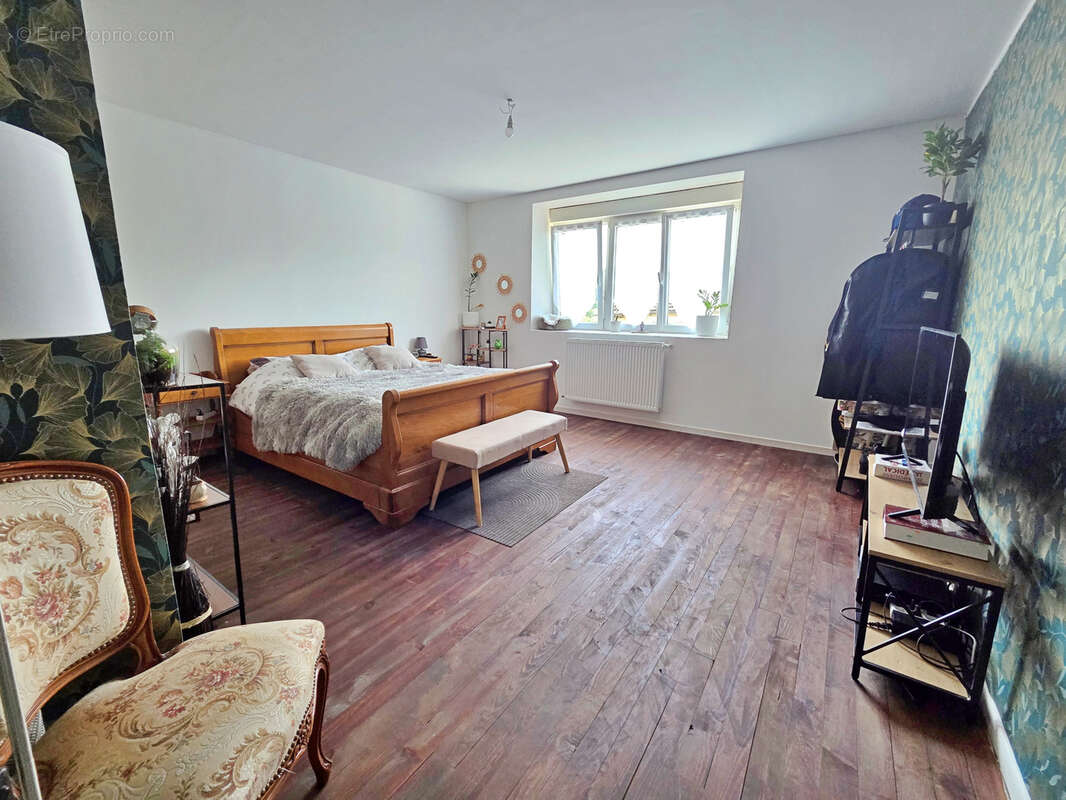 Maison à FRESNES-AU-MONT