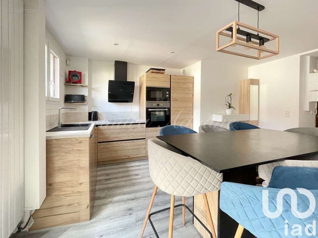 Photo 9 - Appartement à RUEIL-MALMAISON