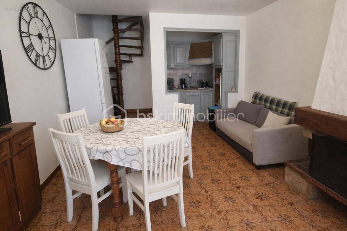 Maison à VIC-EN-BIGORRE