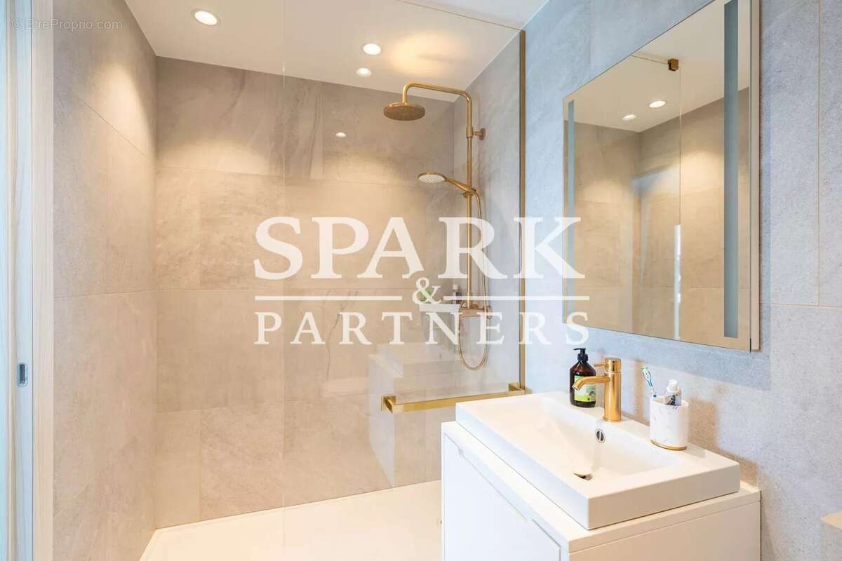 Maison à ROQUEBRUNE-CAP-MARTIN