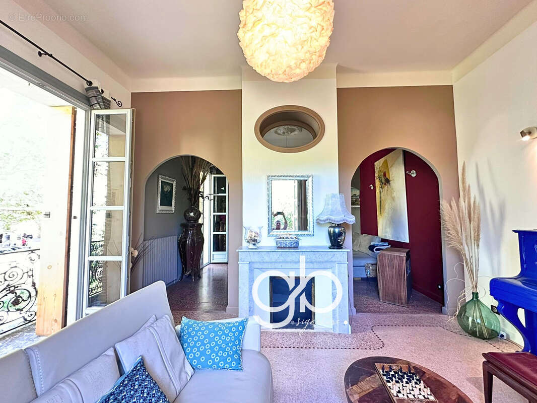 Maison à LES MATELLES