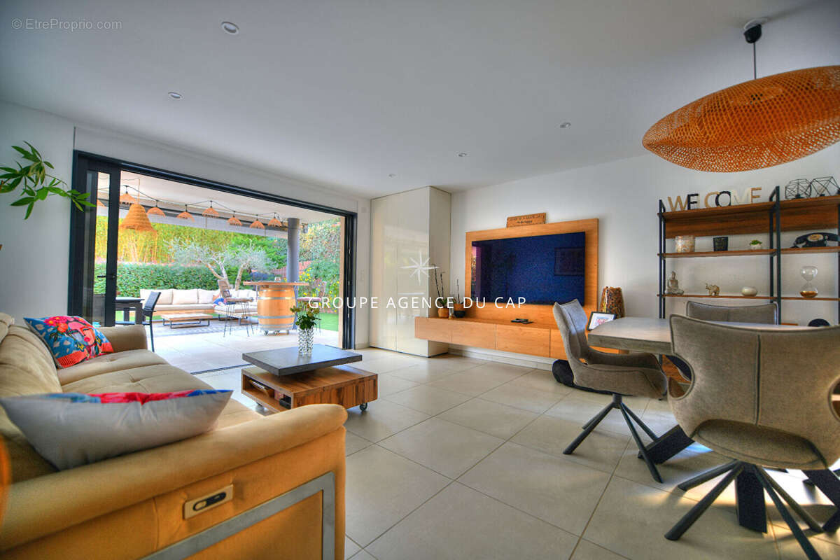 Appartement à SAINT-RAPHAEL