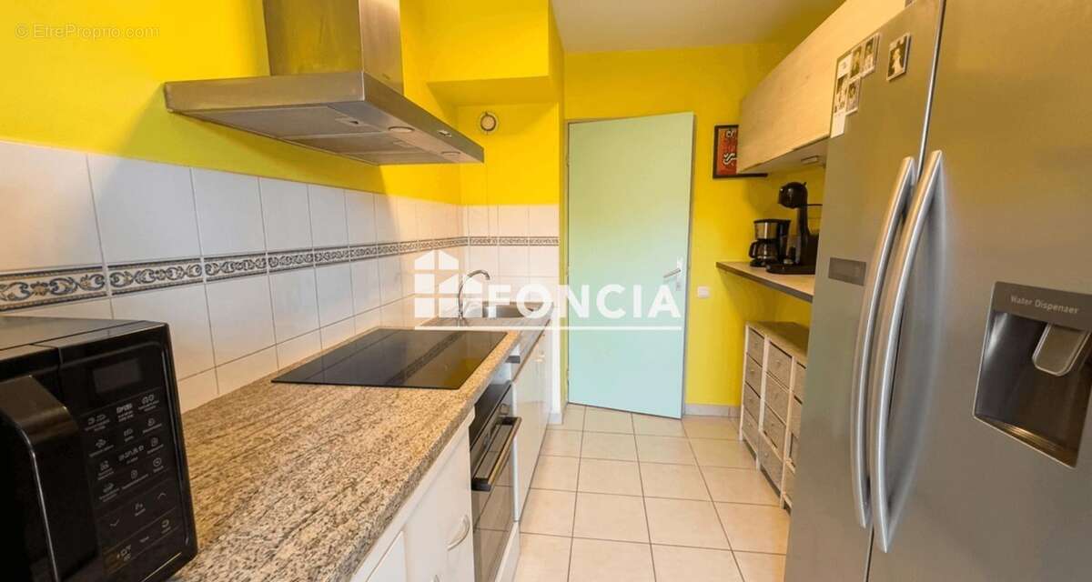 Appartement à MARSEILLE-8E