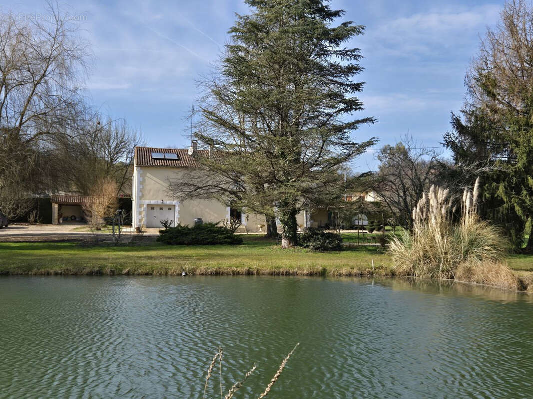 Maison à VILLAMBLARD