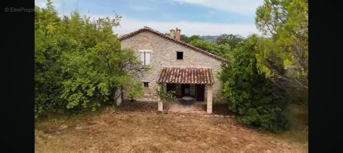Maison à RIBAUTE-LES-TAVERNES