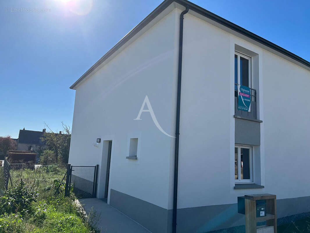 Maison à SAINT-BARTHELEMY-D&#039;ANJOU