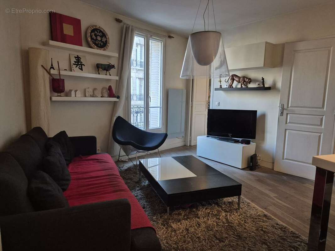 Appartement à PARIS-15E