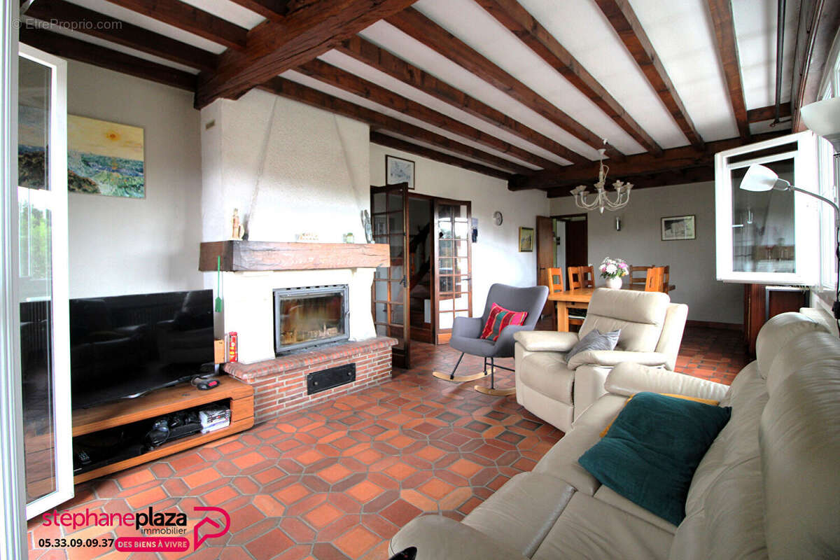 Maison à VILLENAVE-D&#039;ORNON