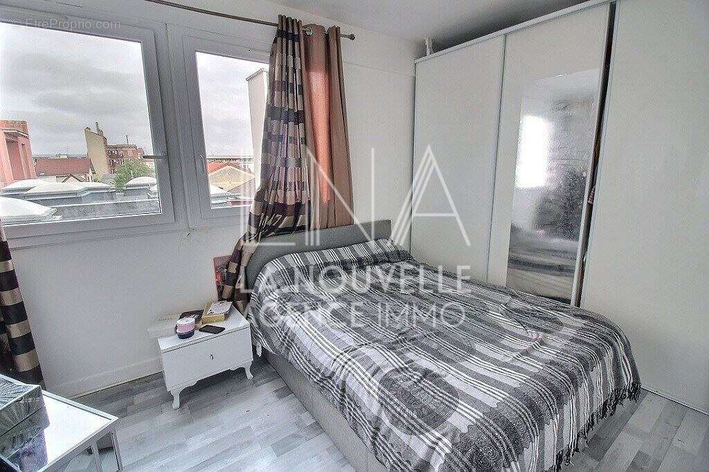 Place Carnot - T4 80m² + cave - photo 5