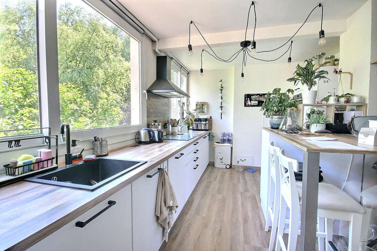 Appartement à FRESNES