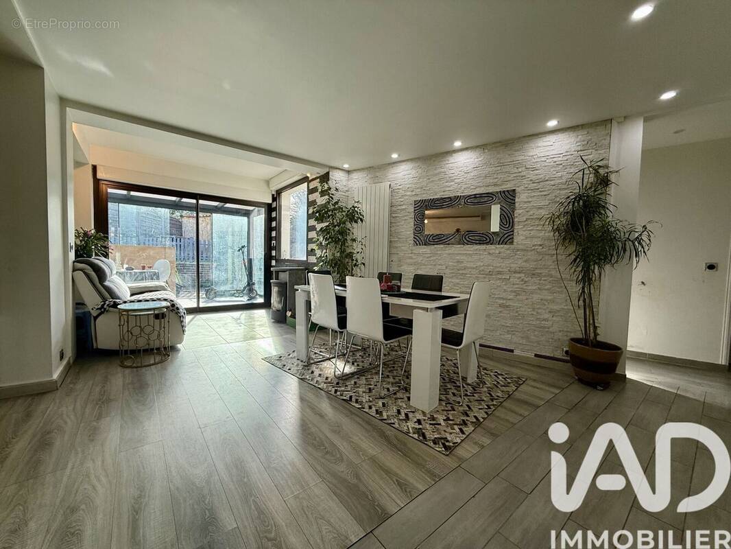 Photo 1 - Maison à EPINAY-SOUS-SENART