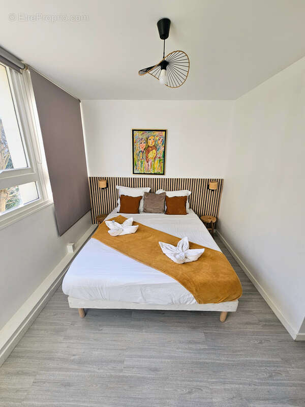 Appartement à PARIS-20E