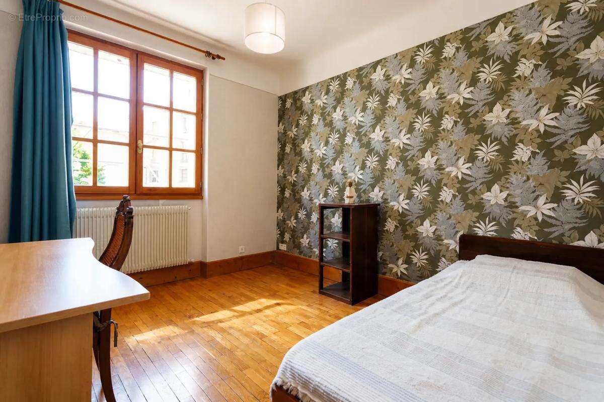 Appartement de 5 pièces de 117 m² à Paray-le-Monial - photo 4