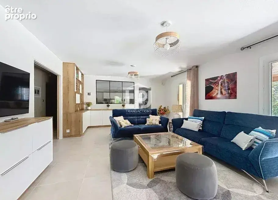Magnifique maison T4 de plain-pied de 118 m² sur une parcelle arborée de 1 400 m² avec piscine et vaste garage - photo 3