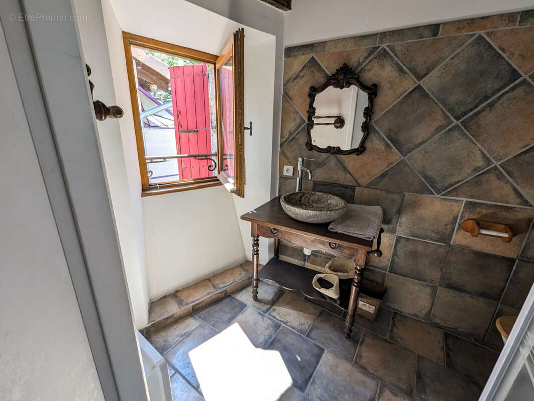 Maison à LABASTIDE-SUR-BESORGUES